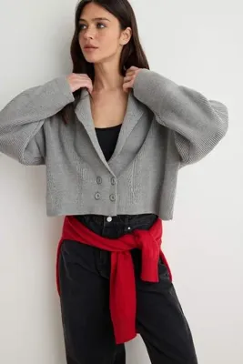 TRENDYOLMİLLA Gri Şal Yaka Oversize Crop Triko Hırka TWOAW27KZ00385