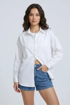 Saade Beyaz Oversize Kalıp Düşük Omuz Comfort Basic Gömlek