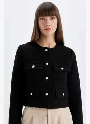 DeFacto Crop Bisiklet Yaka Düğmeli Blazer Ceket D3161AX24AU