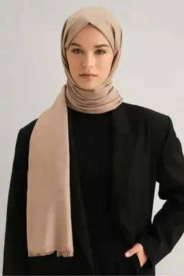 Armine Viscon Kare Desen Şal 03