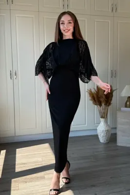 Dilay Gökoğlu Butik Omuz Detaylı Dantelli Maxi Elbise