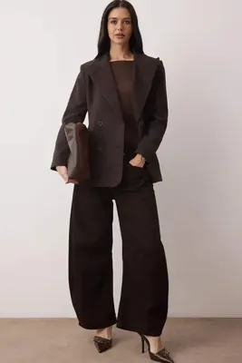 TRENDYOLMİLLA Kahverengi Kaşe Balıksırtı Kruvaze Fitted/Vücuda Oturan Kalıp Dokuma Blazer Ceket TWOAW26BC00037