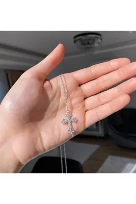 Pinky Lady Çelik Zirkon Taşlı Haç Kolye