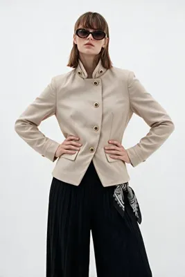 TRENDYOLMİLLA Taş Asimetrik Kapama Düğmeli Blazer Ceket TWOAW27BC00025