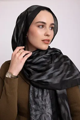 Ayshara Yalaz Zebra Damask Desenli Çift Taraflı Şal - Antrasit Siyah
