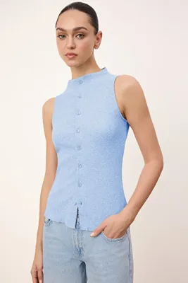 TRENDYOLMİLLA Wardrobe Essentials-Mavi Fitted Düğmeli Volanlı/Fırfırlı Esnek Örme Bluz TWOSS26BZ00171