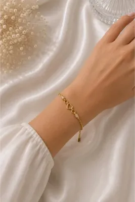 Genel Markalar Lumière d’Asel Cœur Éclat Gold Renk Kalp Detaylı Taşlı Zincir Kadın Bileklik