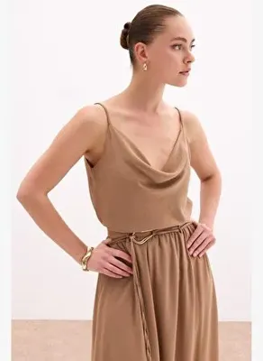 Sateen Degaje Yaka Dökümlü Bluz - Vizon