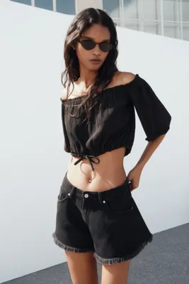 H&M Omuzları Açık Krinkle Üst