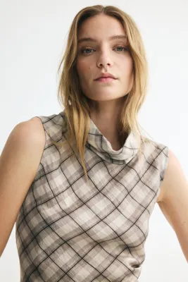 H&M Balıkçı Yakalı ve Peplumlu Üst