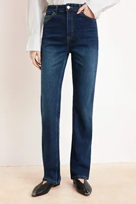 TRENDYOLMİLLA Mavi Yüksek Bel Az Esnek Slim Fit Dar Paça Jeans TWOSS26JE00041