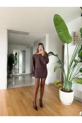 MERVE AKSOY Düşük Omuzlu Modal Elbise -Kahverengi
