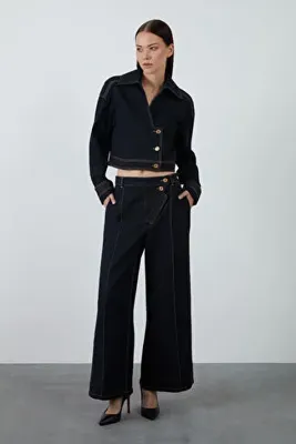 Mani Mani Garni Detaylı Mavi Crop Jean Ceket