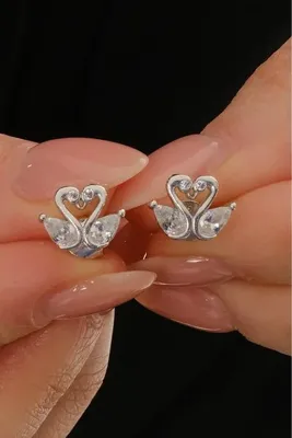 Söğütlü Silver Gümüş rodyumlu damla kesim zirkon taşlı aşık kuğular küpe SGTL12839RODAJ