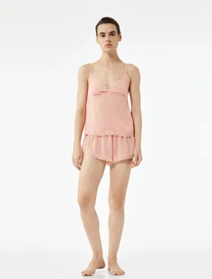 Koton Yarı Transparan Dantel Detaylı İnce Askılı Şifon Pijama Üstü