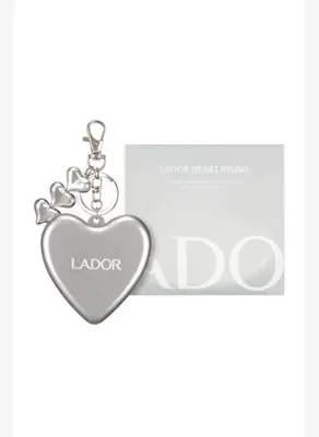 LADOR Kalp Şeklinde Charmlı Tarak Aksesuar Heart Brush Charm