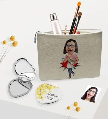 Bk Gift Kişiye Özel Ev Hanımı Anne Karikatürlü Keten Makyaj Çantası Ve Kalp Ayna Seti-3
