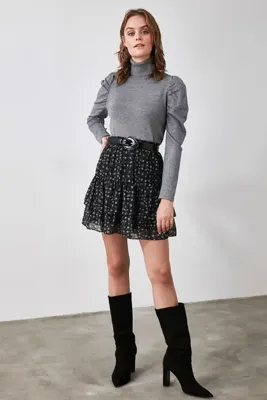 TRENDYOLMİLLA Siyah Çiçekli Astarlı Volanlı Şifon Mini Dokuma Etek TWOAW21ET0410