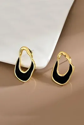Dora Accessories Asimetrik Siyah Mineli Küpe