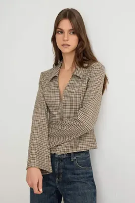 TRENDYOLMİLLA Kahverengi Ekoseli V Yaka Fermuar Detaylı Bluz TWOAW27BZ00359