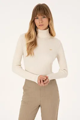 U.S. Polo Assn. Kadın Krem Boğazlı Kazak 50314756-VR071