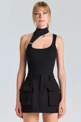 World Fashion Trends 1741 Siyah Düğme Detaylı Crop Bluz