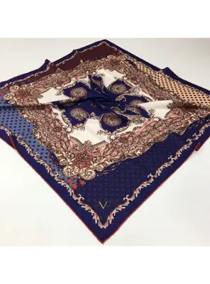 19v69 ITALIA Barok Desen Gold Seri Twill Eşarp Askısı ile Birlikte 90x90 cm Lacivert Bordo Nude