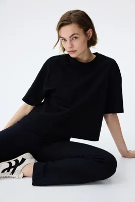 H&M Kısa ve Geniş Tişört