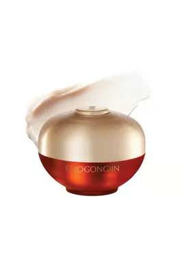 MISSHA Missha Aydınlatıcı-Yaşlanma Karşıtı Bitki Özleri Tüm Yaşlar Göz Çevresi Krem 30 ml