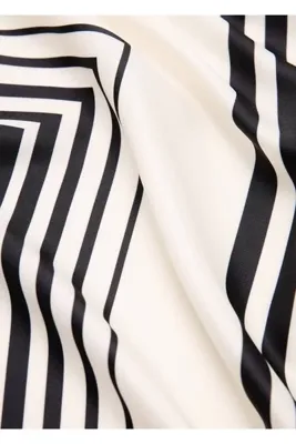 MANGO Woman Geometrik desenli fular