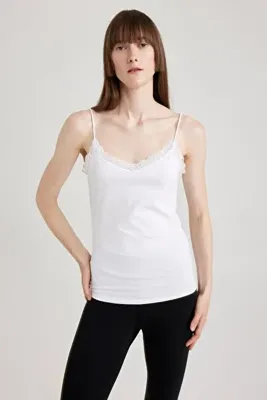 Defacto Fall In Love Regular Fit Dantel Detaylı Ince Askılı Pamuklu Beyaz Iç Atlet Y5360az23au