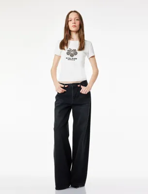 Koton Leopar Nakış Detaylı Slim Fit Kısa Kollu Pamuklu Tişört