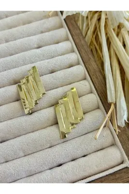 auroras.accessories Asimetrik Gold Küpe
