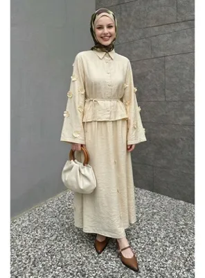 InStyle Çiçek Detaylı Gömlekli Bej Takım