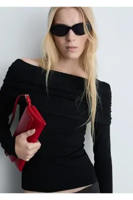 MANGO Woman Omuzları açık kazak