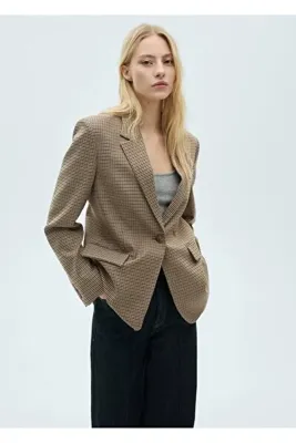 MANGO Woman Düz kesim mikro kazayağı desenli blazer ceket