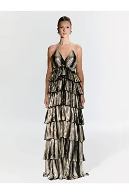 Nur Karaata Gold Versailles Gown