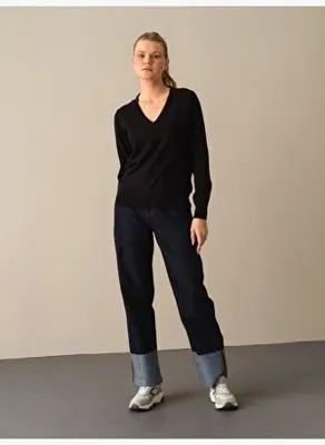Xint Siyah Regular Fit Basic Kazak