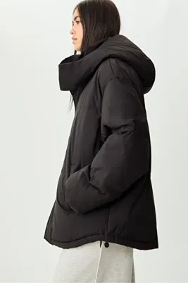 Stradivarius Oversize Kapüşonlu Dolgulu Mont