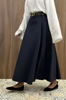 fayaboutique.com Lacivert Kemer Detaylı Crep Etek