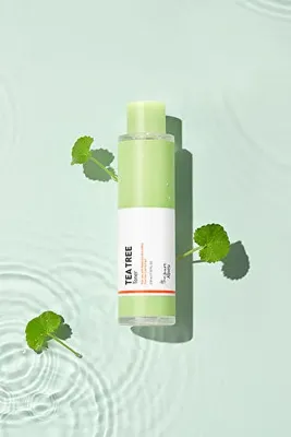 MISSHA Yağlanma Eğilimli Ciltler İçin Çay Ağacı Özü İçeren Arındırıcı Tonik A'PIEU The Pure Tea Tree Toner