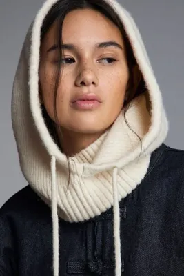 Bershka Örgü kar maskesi