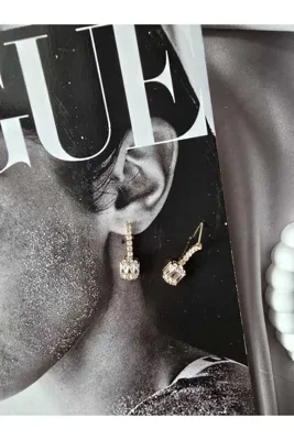 Aura jewerly store baget taşlı küpe