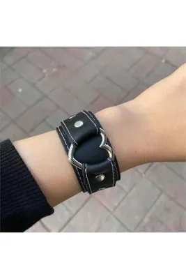 Karakedi Kalp Toka Detaylı Deri Siyah Bileklik