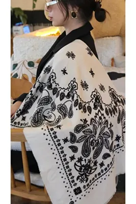 YENGEÇ Etnik Desenli Kaşmir Şal