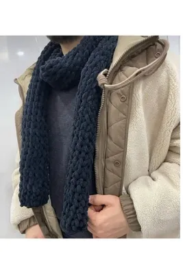 AidaAstrid Puffy siyah atkı el örgüsü