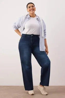 Trendyol Curve Gece Mavisi Yüksek Bel Geniş Paça Büyük Beden Wide Leg Jeans TBBAW26CJ00040