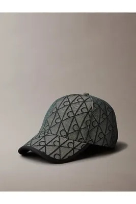 Calvin Klein Kadın Logo Detaylı Aop Jacquard Şapka
