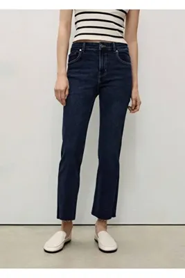 MANGO Woman İspanyol paçalı kısa jean pantolon