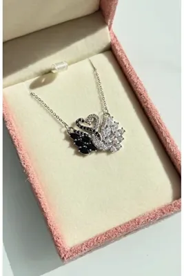 Harlofia Jewelry Çelik Siyah & Beyaz Kuğu Kolye